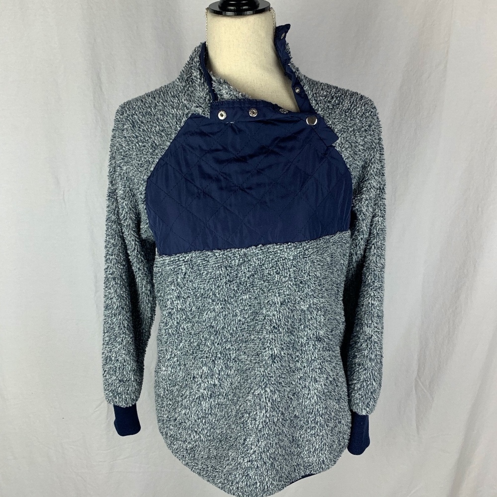 Fashionable Sweatshirt